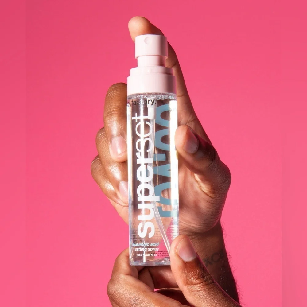 NWT Superset® Hyaluronic Acid Setting Spray